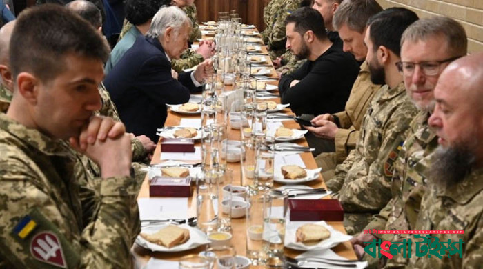 প্রথমবার ইফতারের আয়োজন করলেন জেলেনস্কি